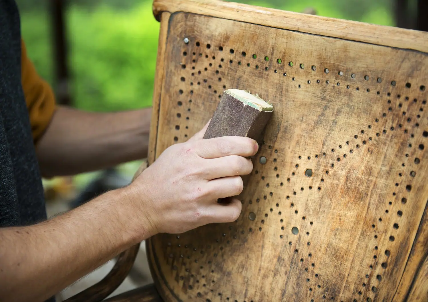 Jak odnowić stare meble - poradnik DIY