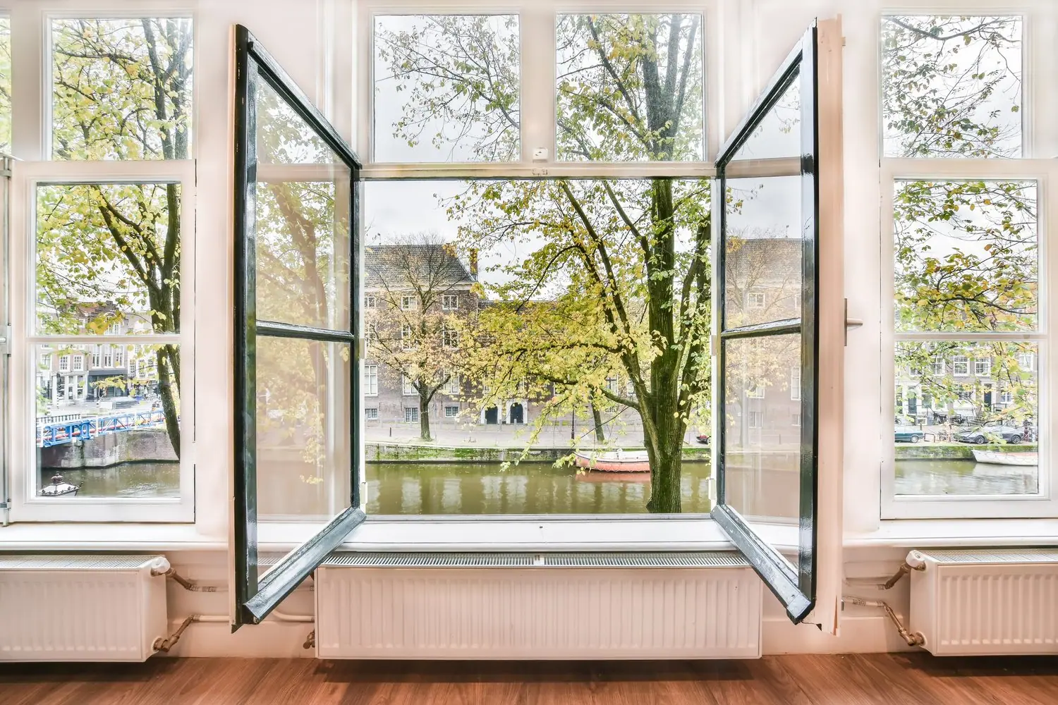 Jak prawidłowo wentylować mieszkanie zimą i latem